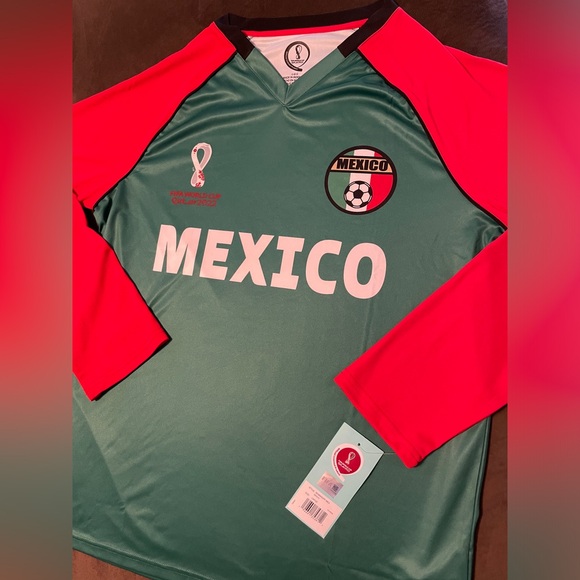 2022 Mexico Long Sleeve Jersey FIFA World Cup Qatar Officially Licensed NWT L - Picture 2 of 8